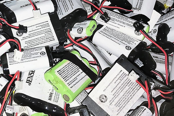 waste mobile batteries